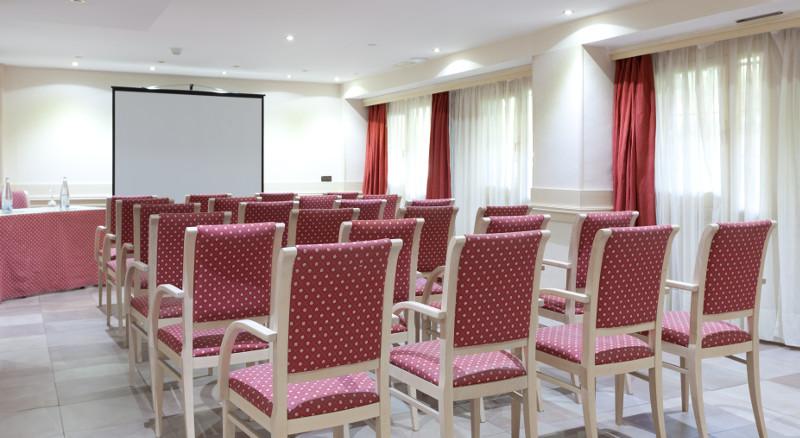 Luze Castellana Hotel Madrid Exterior photo