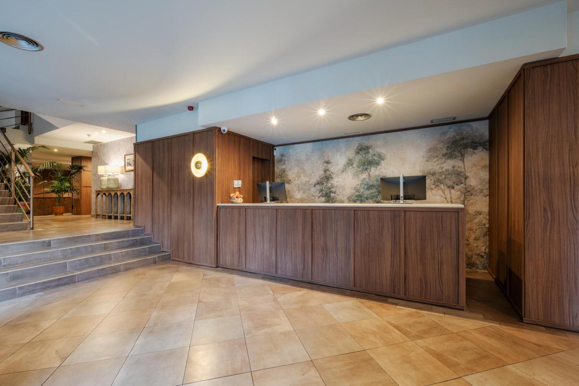 Luze Castellana Hotel Madrid Exterior photo